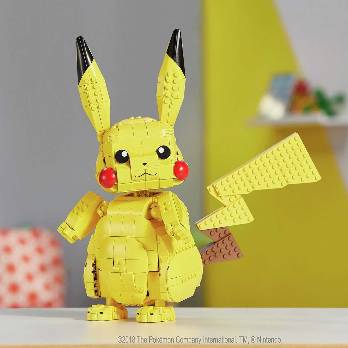 Mega Pokémon Jumbo Pikachu Building Set.