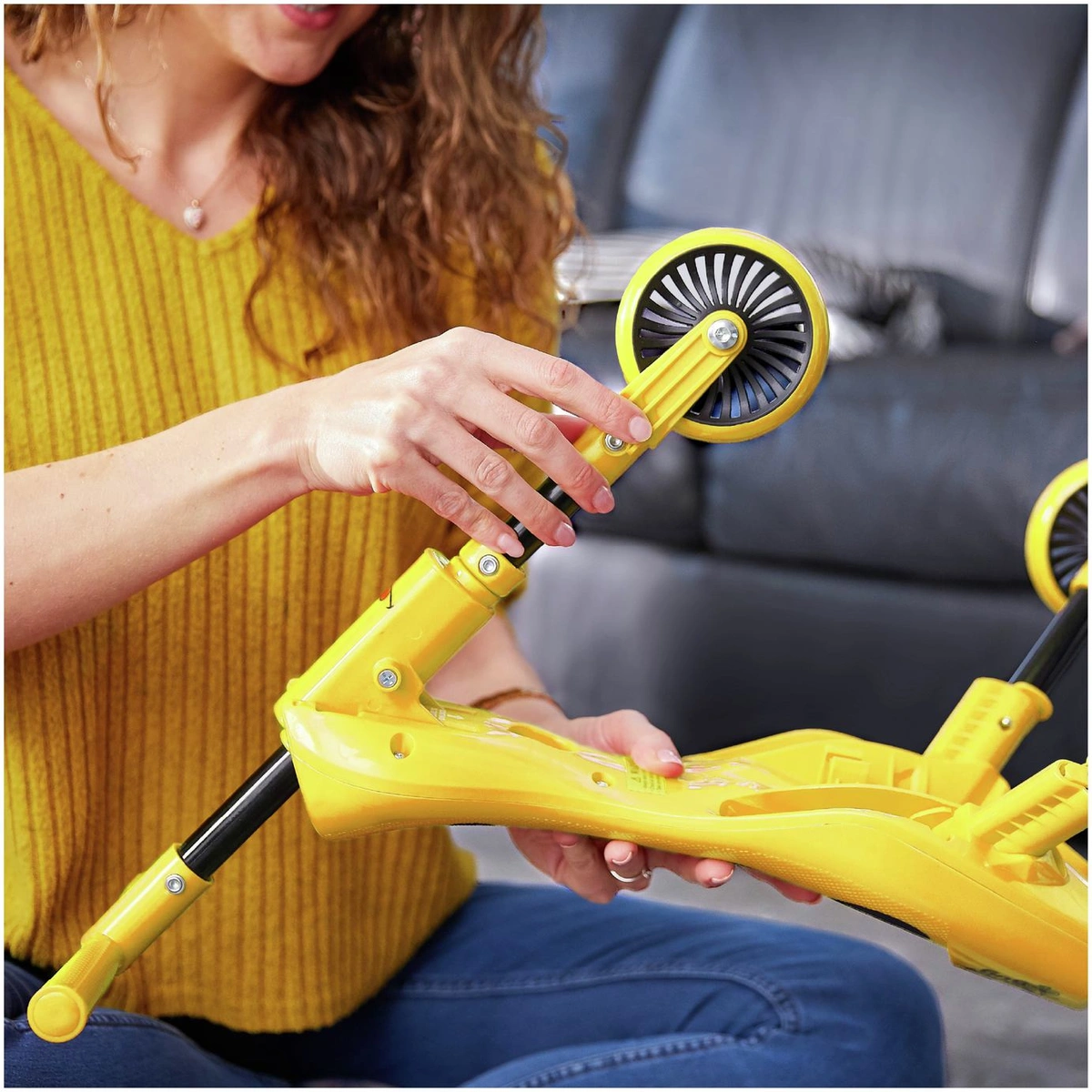 Scuttlebug Bumble Ride On – Yellow and Black