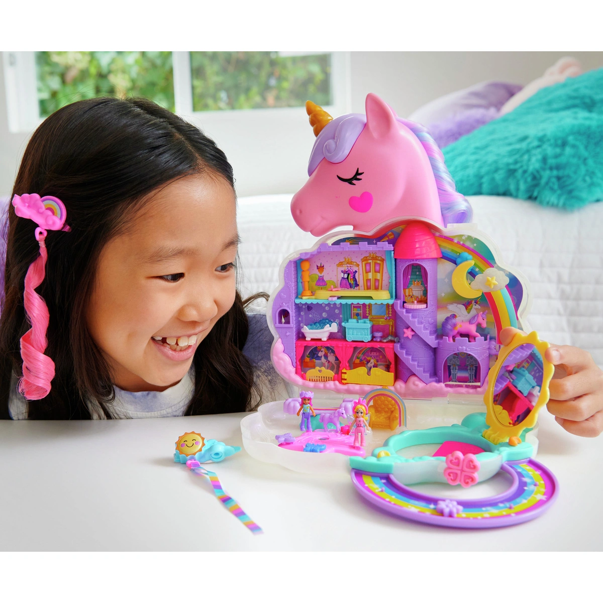 Polly Pocket Rainbow Unicorn Salon Compact