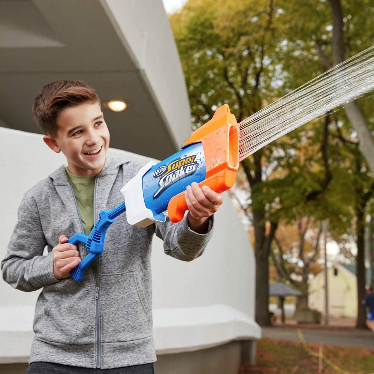 Super Soaker Nerf Rainstorm Water Blaster