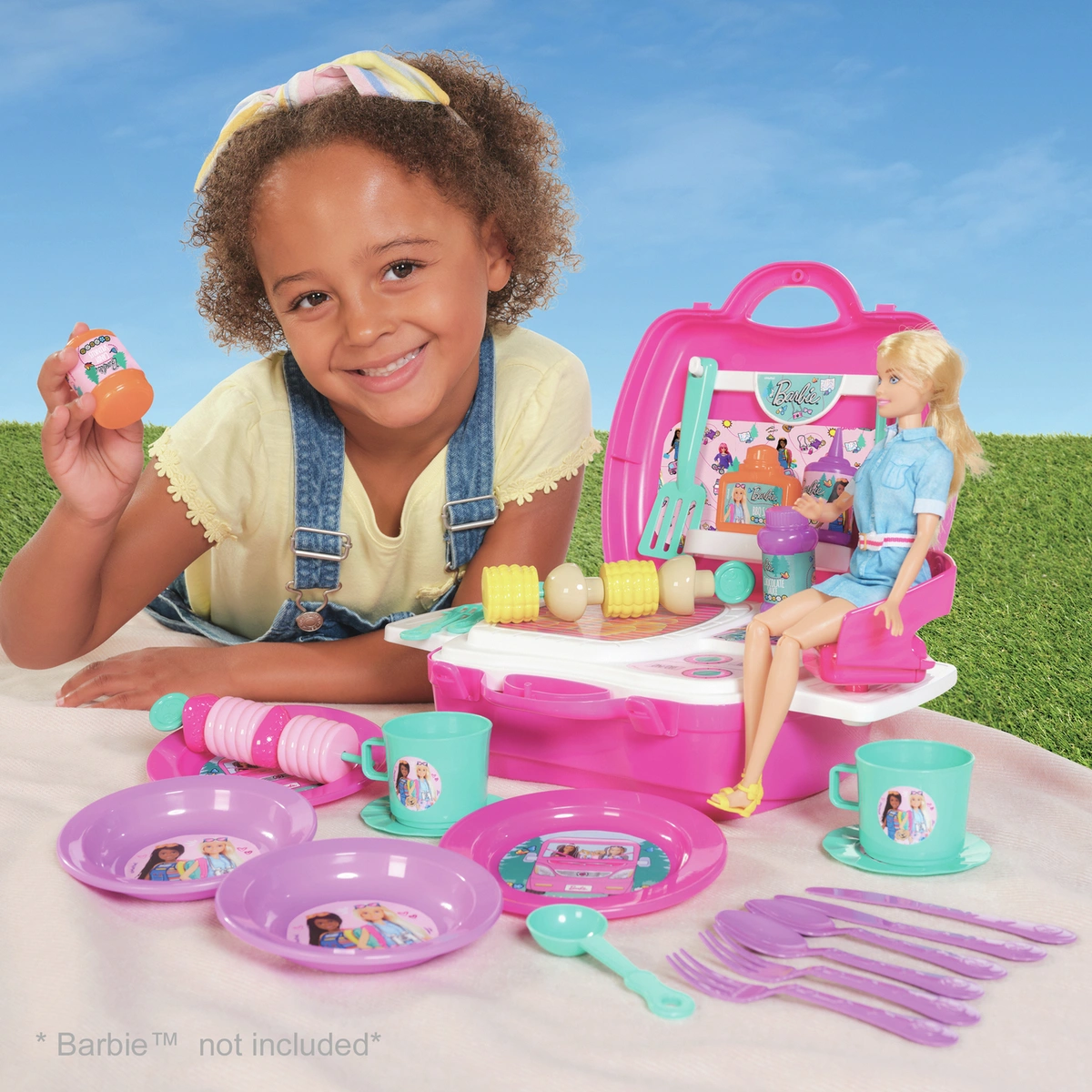 Barbie Role Play Toy Glamping Kitchen Set