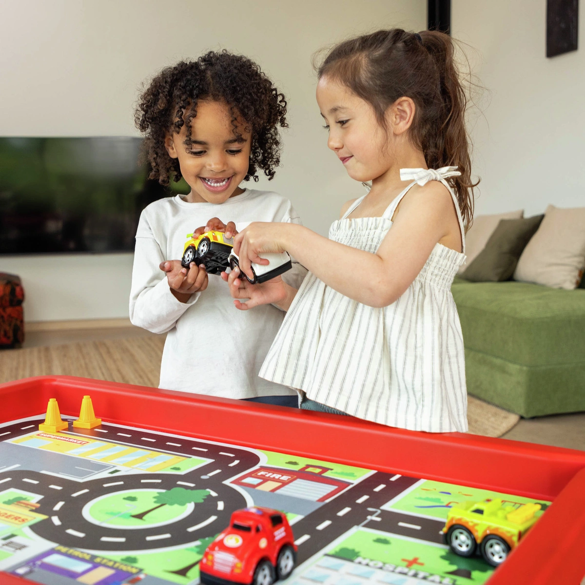 Play Tray City and Race Play Mat Set