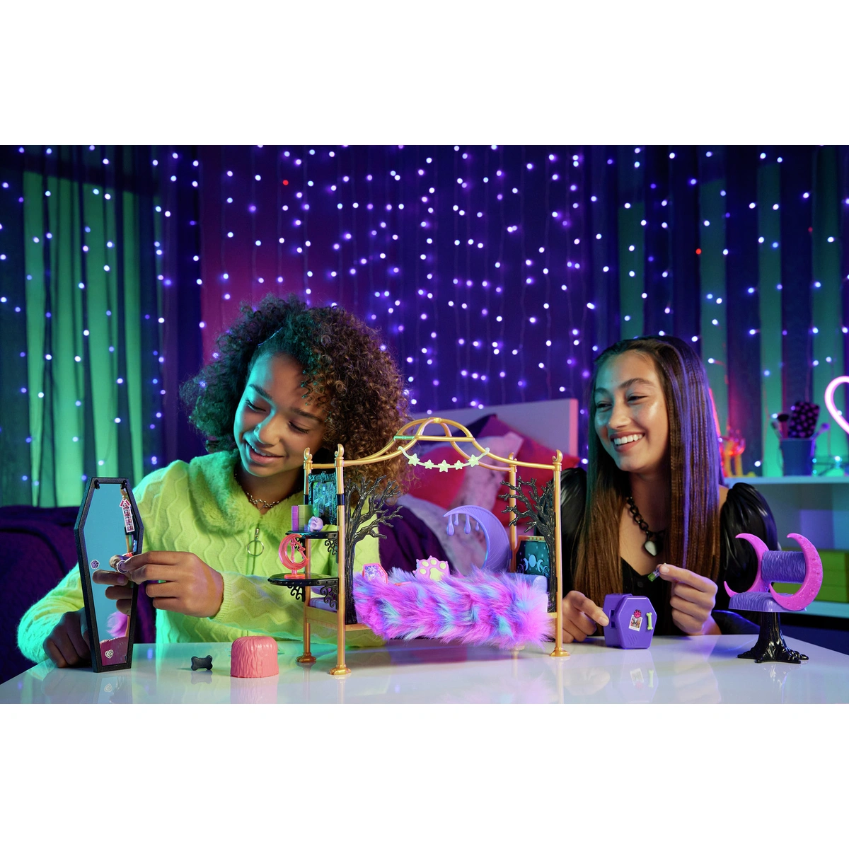 Monster High Clawdeen Wolf Bedroom Playset