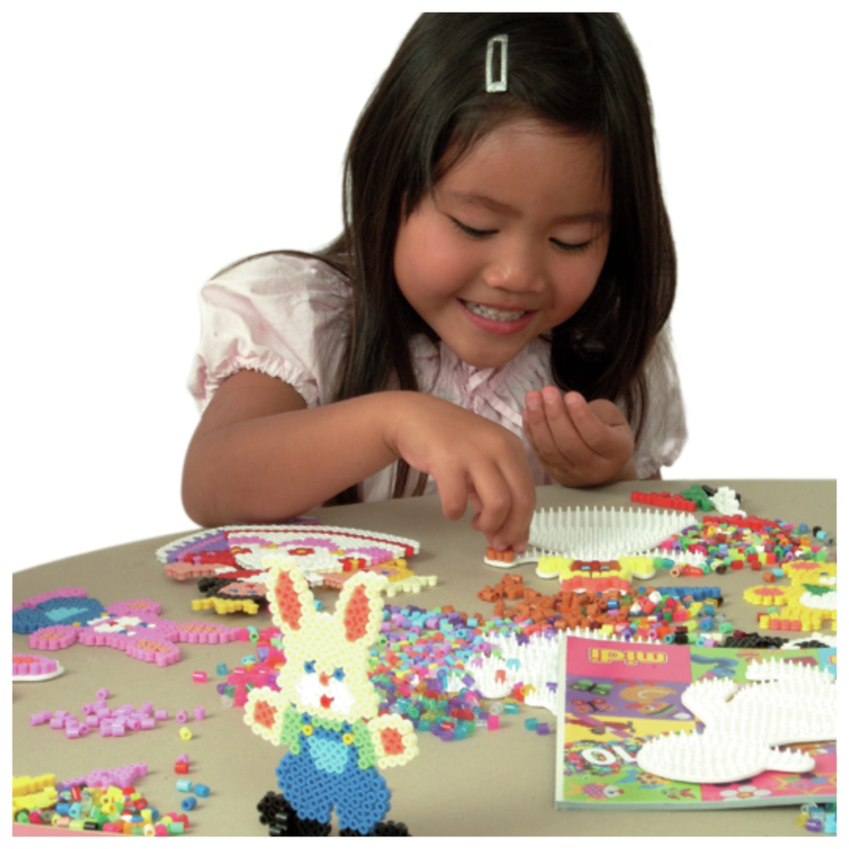 Hama 10K Beads In A Bucket & 5 Pegboard Craft Set