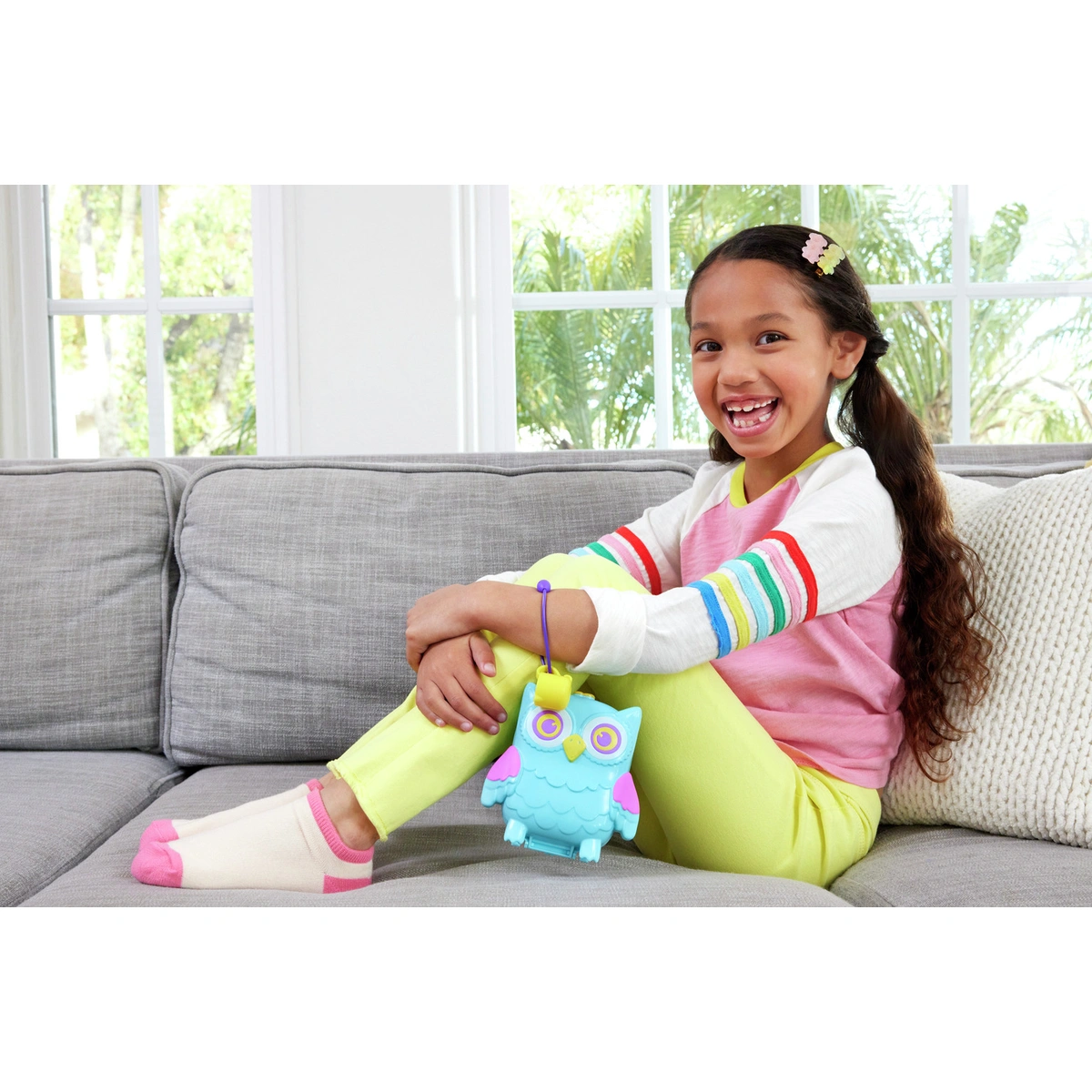 Polly Pocket Snowy Sleepover Owl Compact Micro Doll Playset