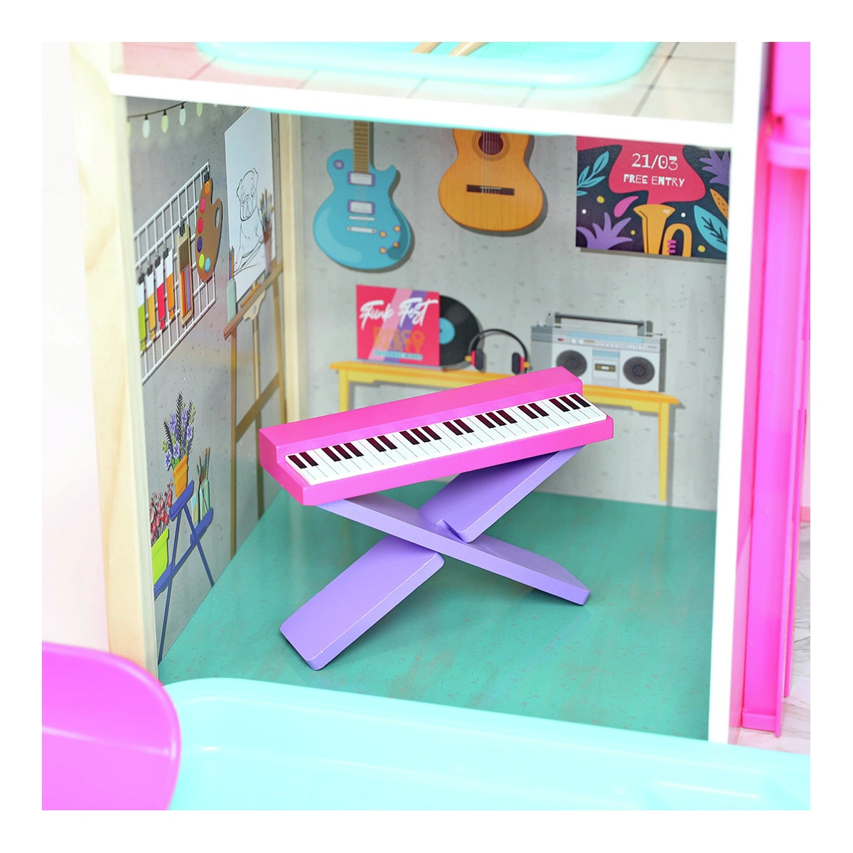 Jupiter Workshops Hollywood Hills Fashion Dolls House