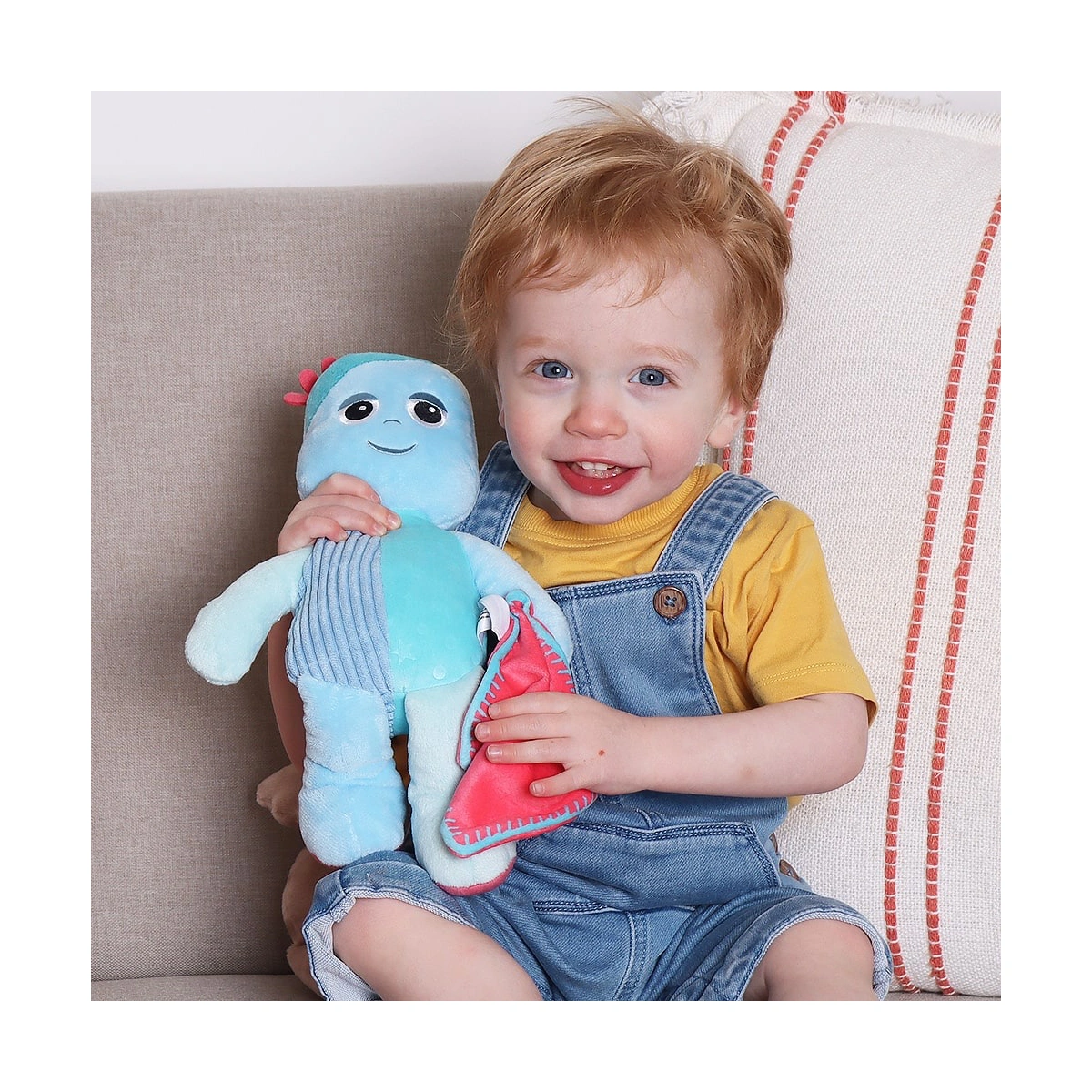In The Night Garden Igglepiggle Talking Soft Toy