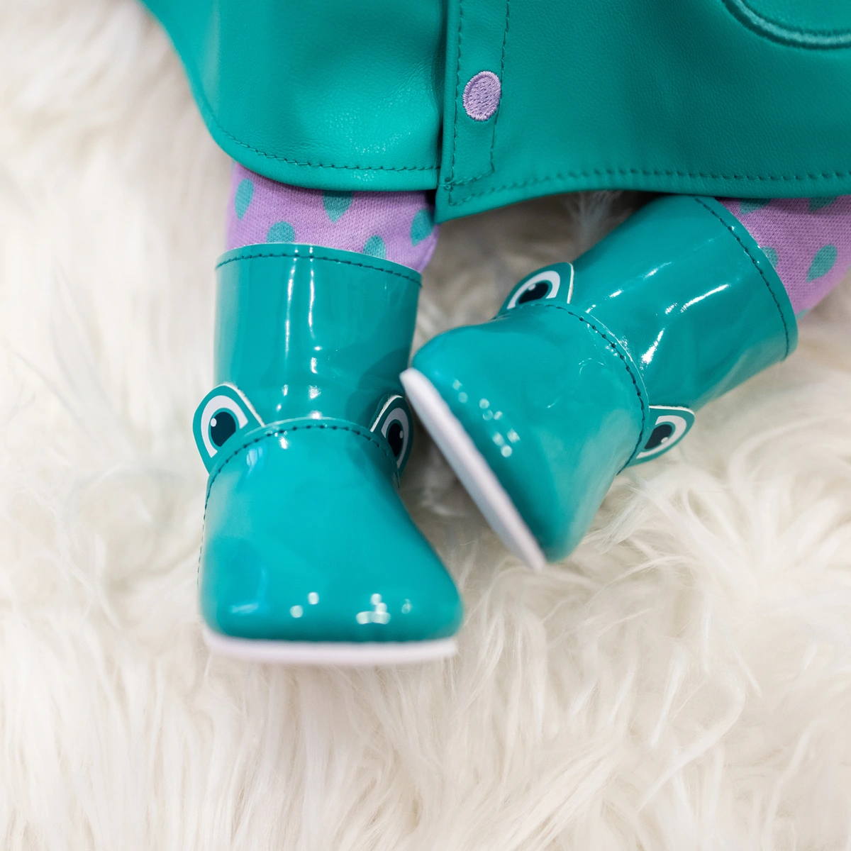 Tiny Treasures Rainy Day Dolls Outfit