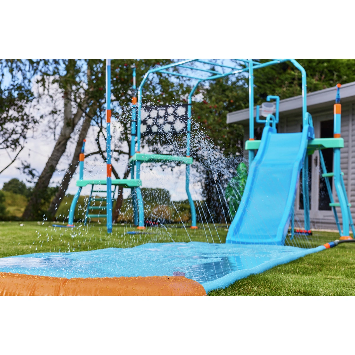 Plum Water Park Blaster Course