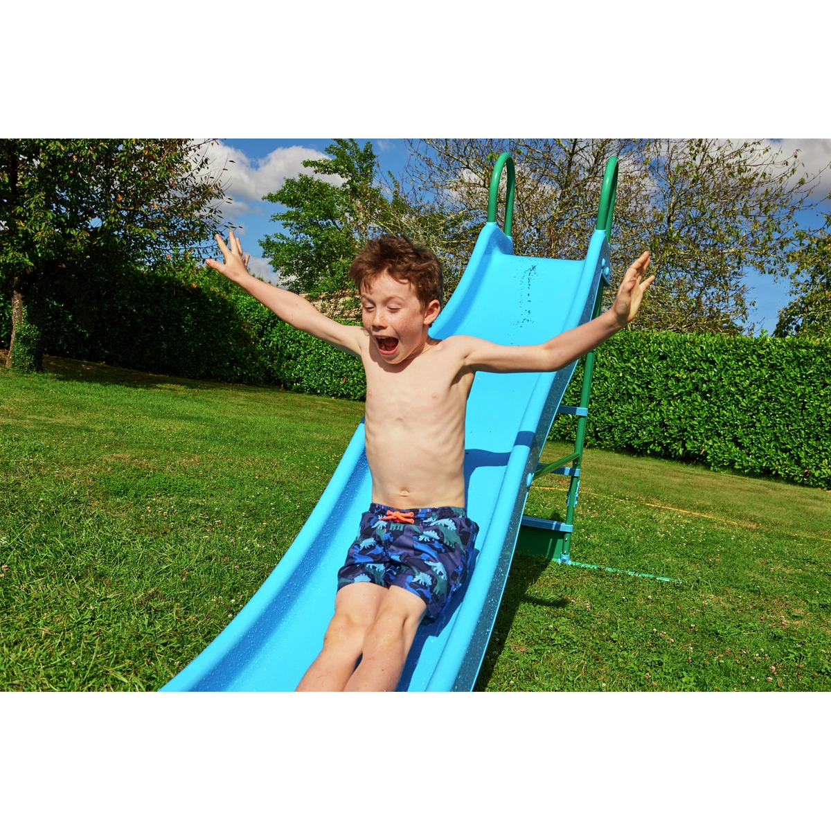 Chad Valley 9ft Kids Wavy Garden Slide - Blue