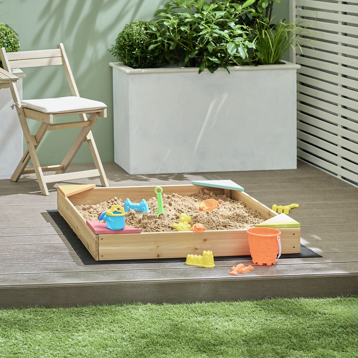 Chad Valley Wooden Sand Pit