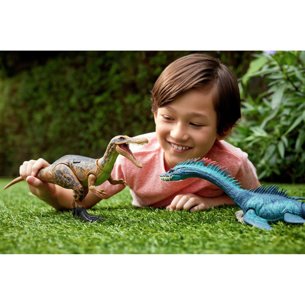 Jurassic World Gigantic Trackers Suchomimus Dinosaur Figure