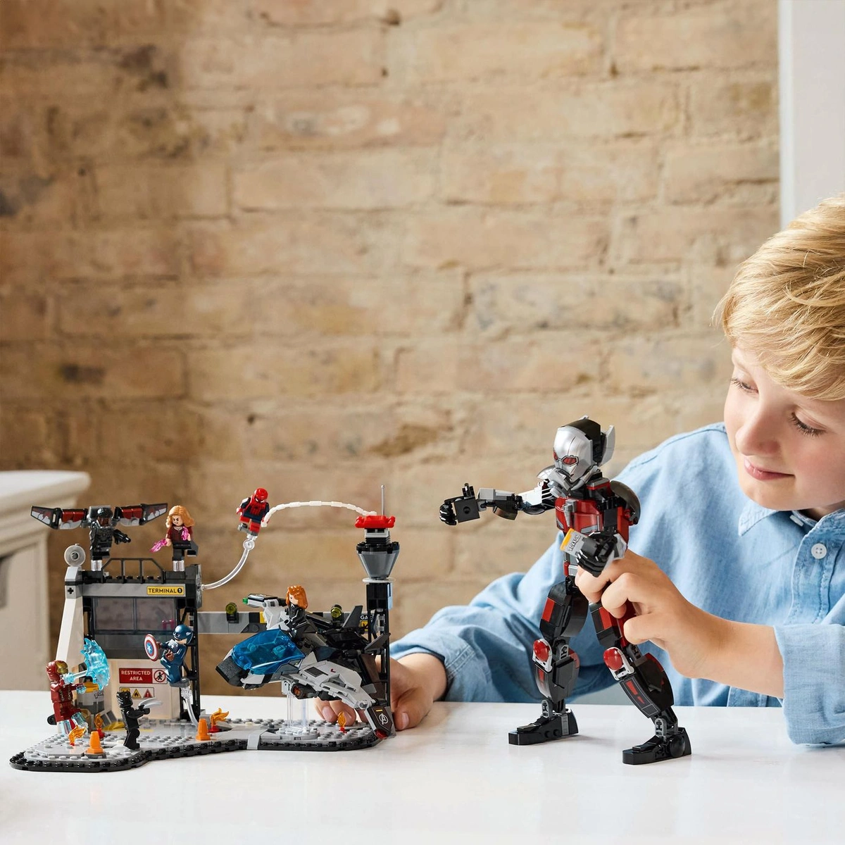 LEGO Marvel Captain America: Civil War Action Battle 76314