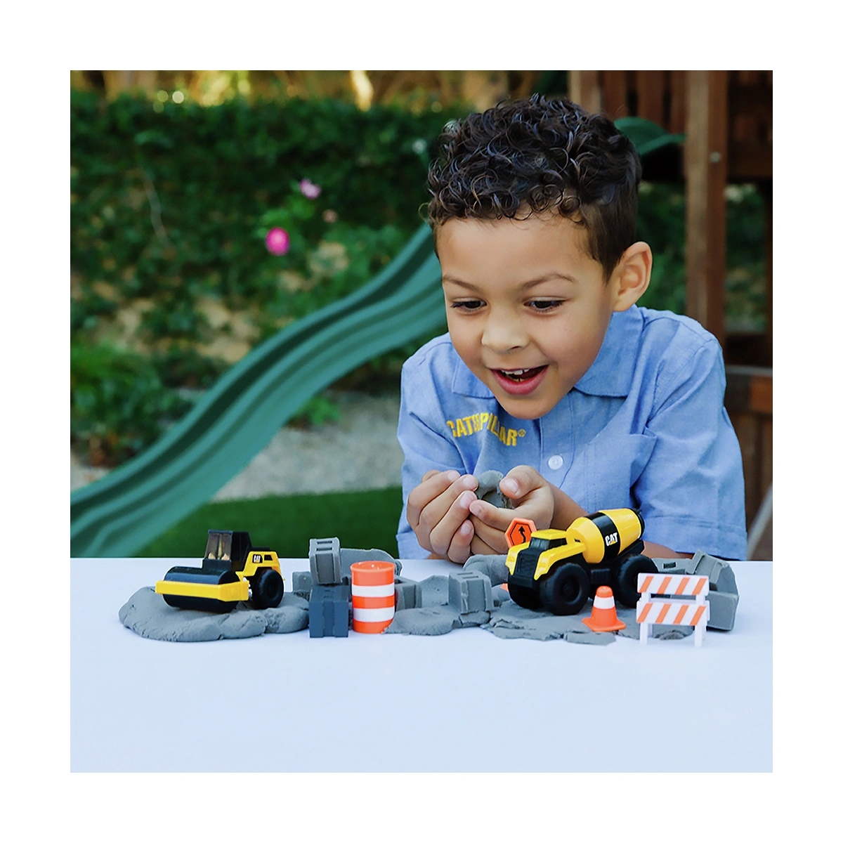 Cat Dig N' Build Concrete Playset 10 Oz