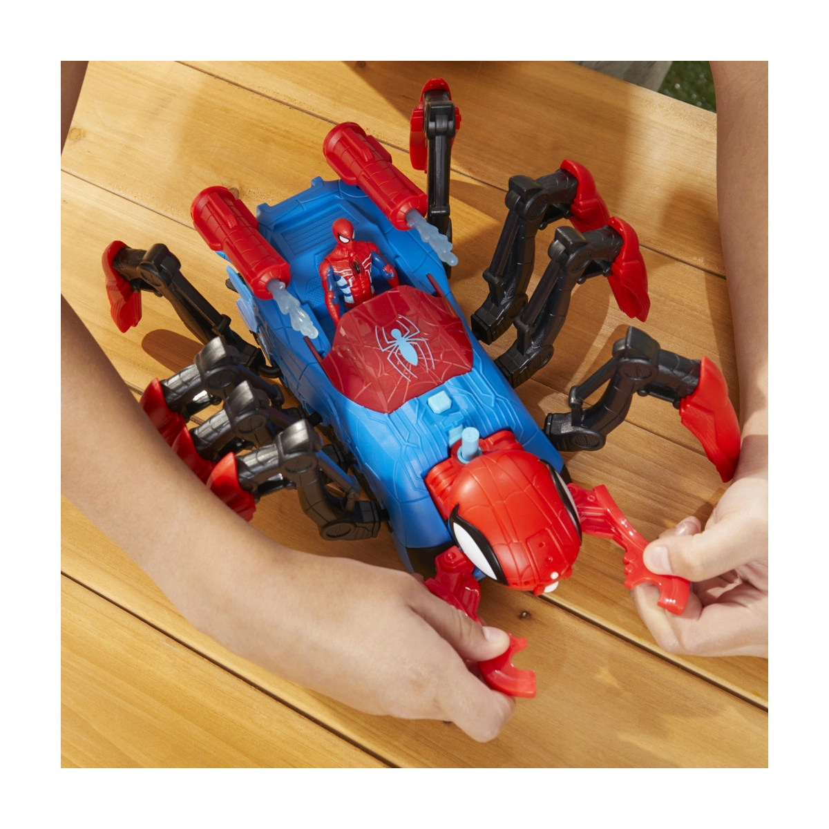 Spider-Man Crawl and Blast Spider Playset