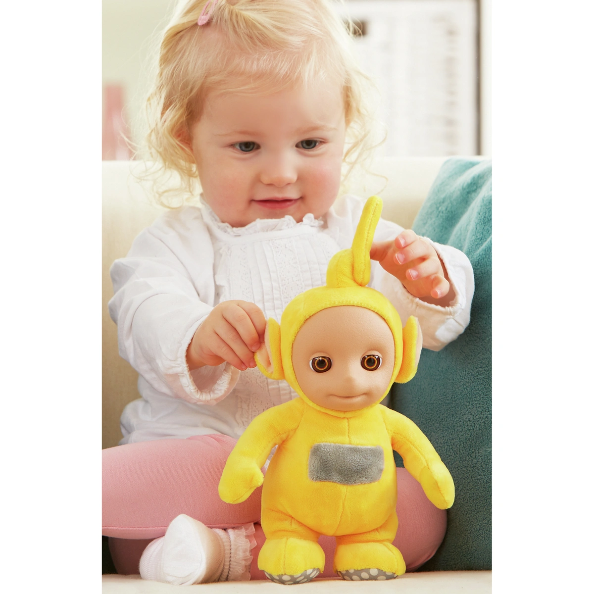 Teletubbies Talking Laa-Laa Soft Toy