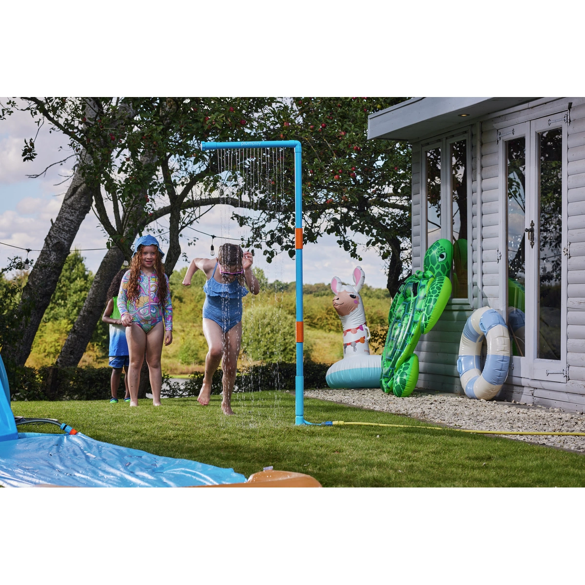 Plum Water Park Rain Wall