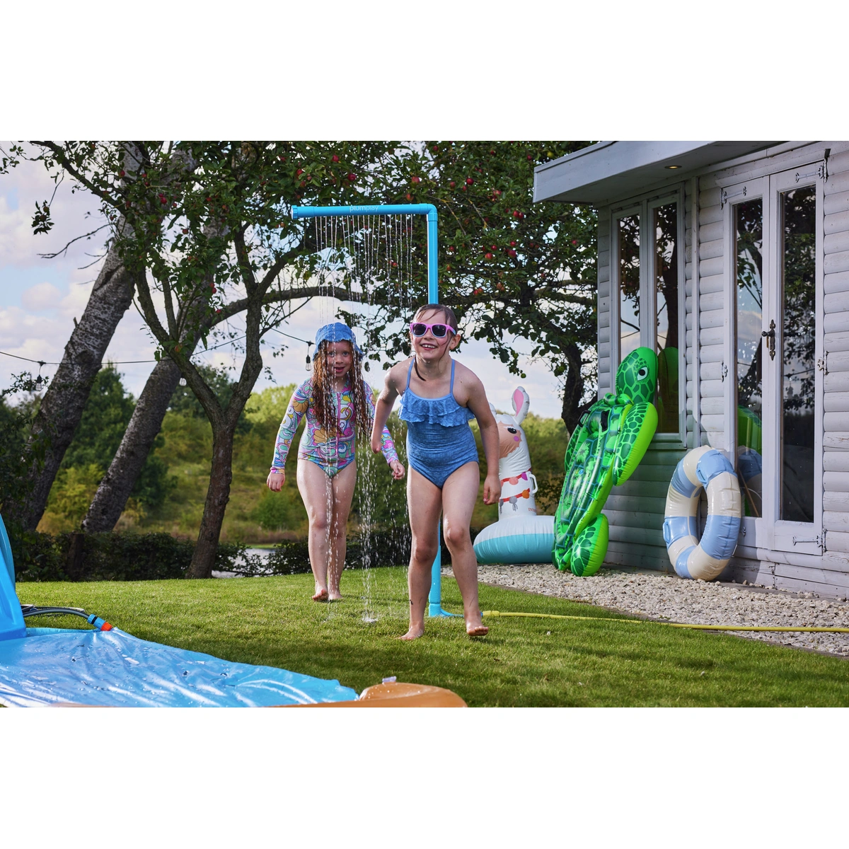 Plum Water Park Rain Wall