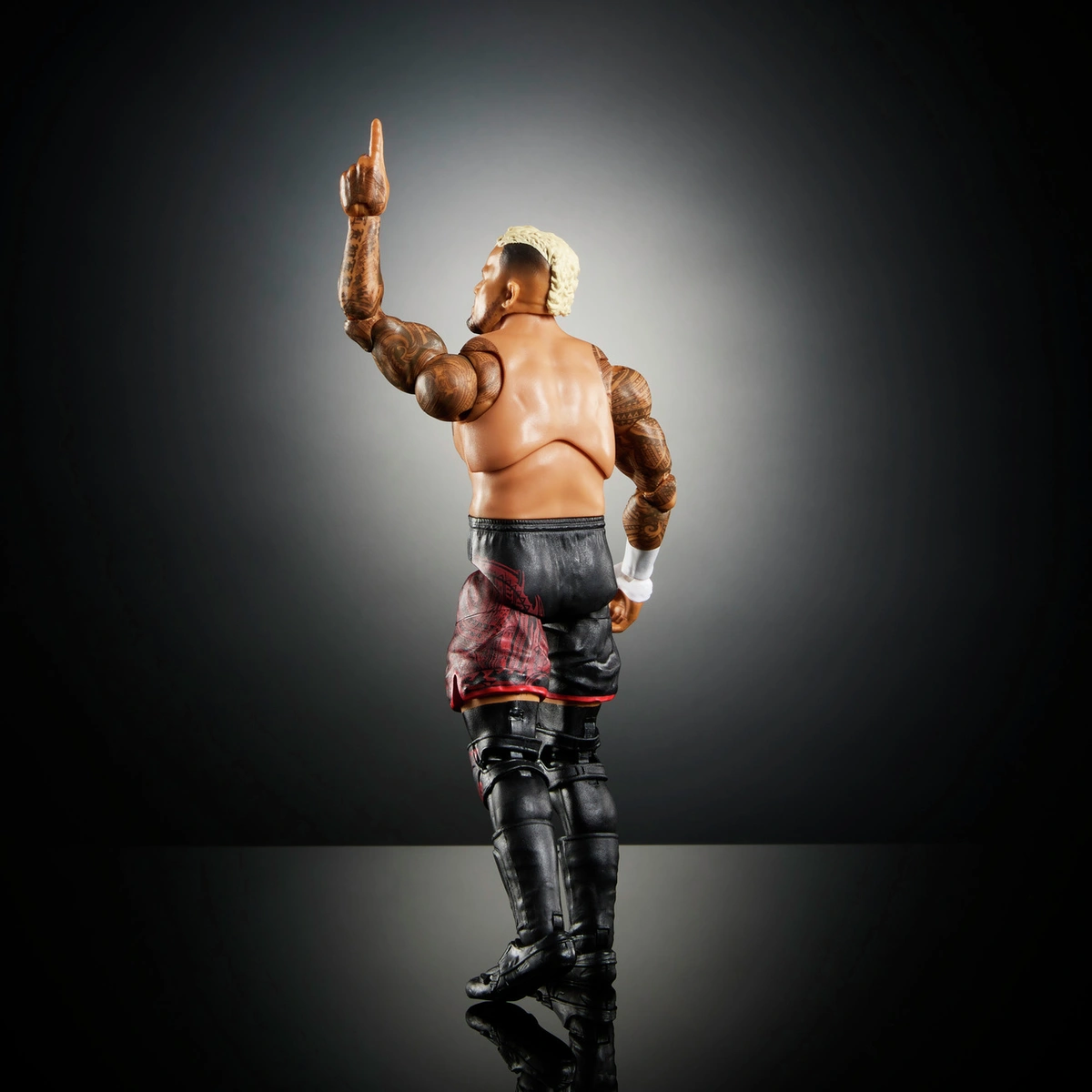 WWE Ultimate Edition Solo Sikoa Action Figure & Accessories