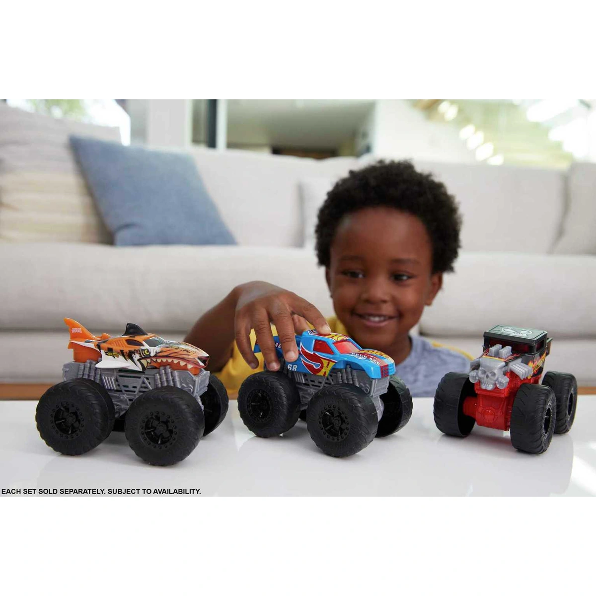 Hot Wheels Monster Trucks Roarin Wreckers Vehicle Assortment