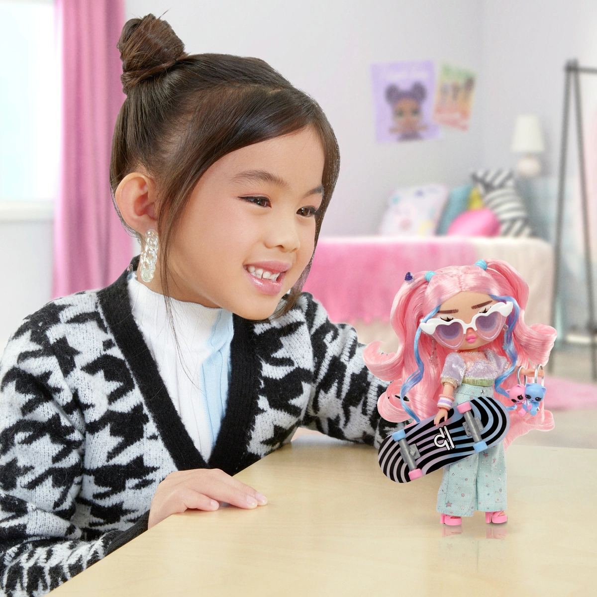 L.O.L. Surprise Tweens Doll Flora Moon
