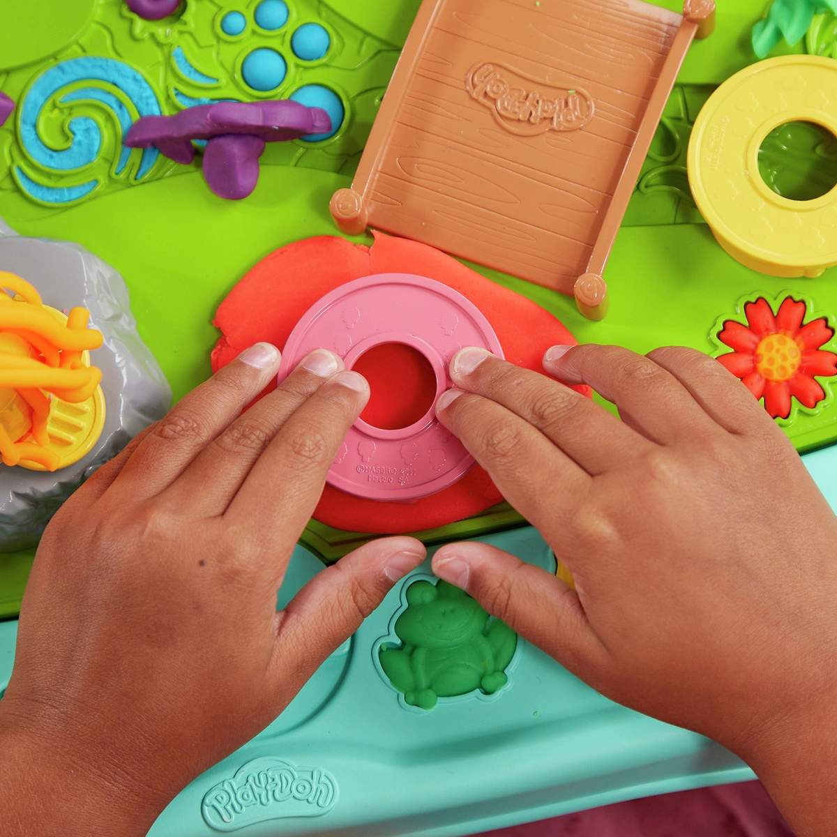 Play-Doh All In One Creativity Starter Station