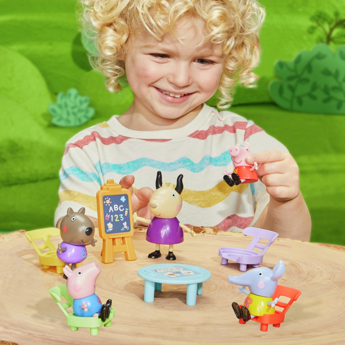 Peppa Pig Peppa's Adventure Playgroup