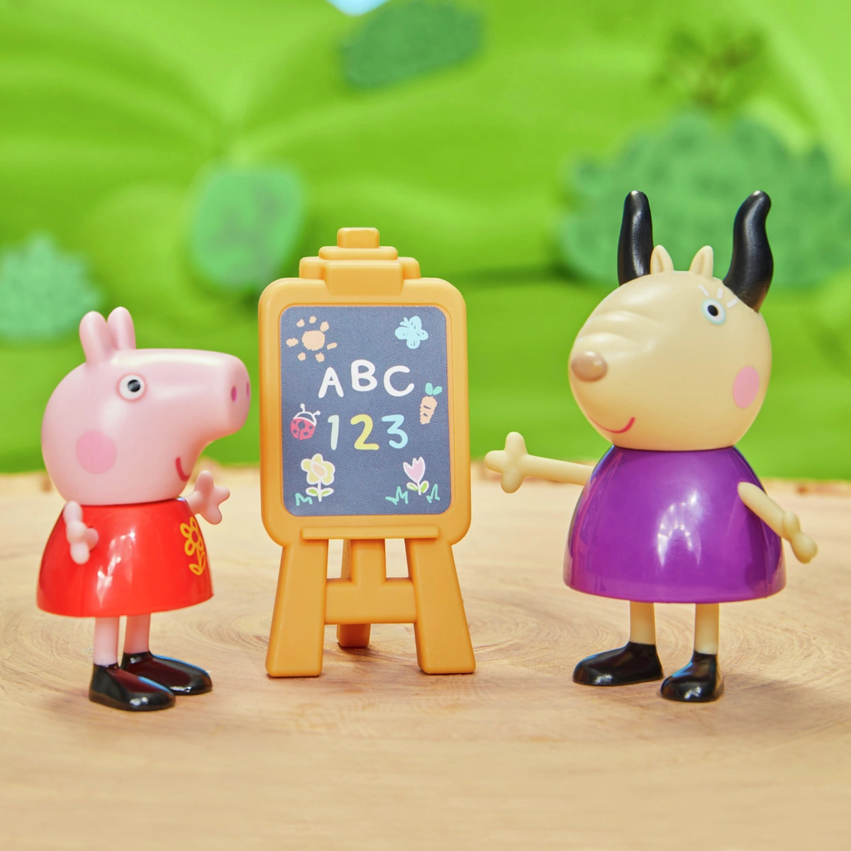 Peppa Pig Peppa's Adventure Playgroup