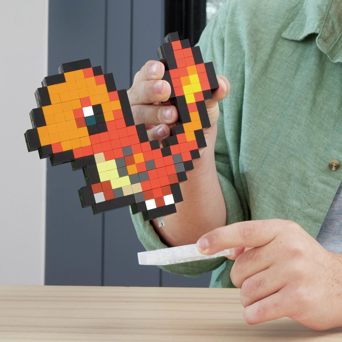 MEGA Pokémon Pixel-Art: Charmander Building Set