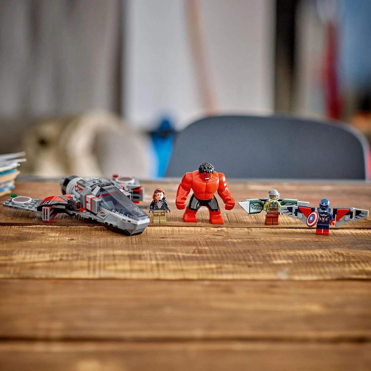 LEGO Marvel Captain America vs. Red Hulk Battle Set 76292