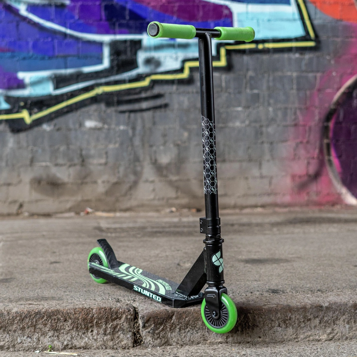 Stunted Psych Glo Kids Glow in the Dark Stunt Scooter
