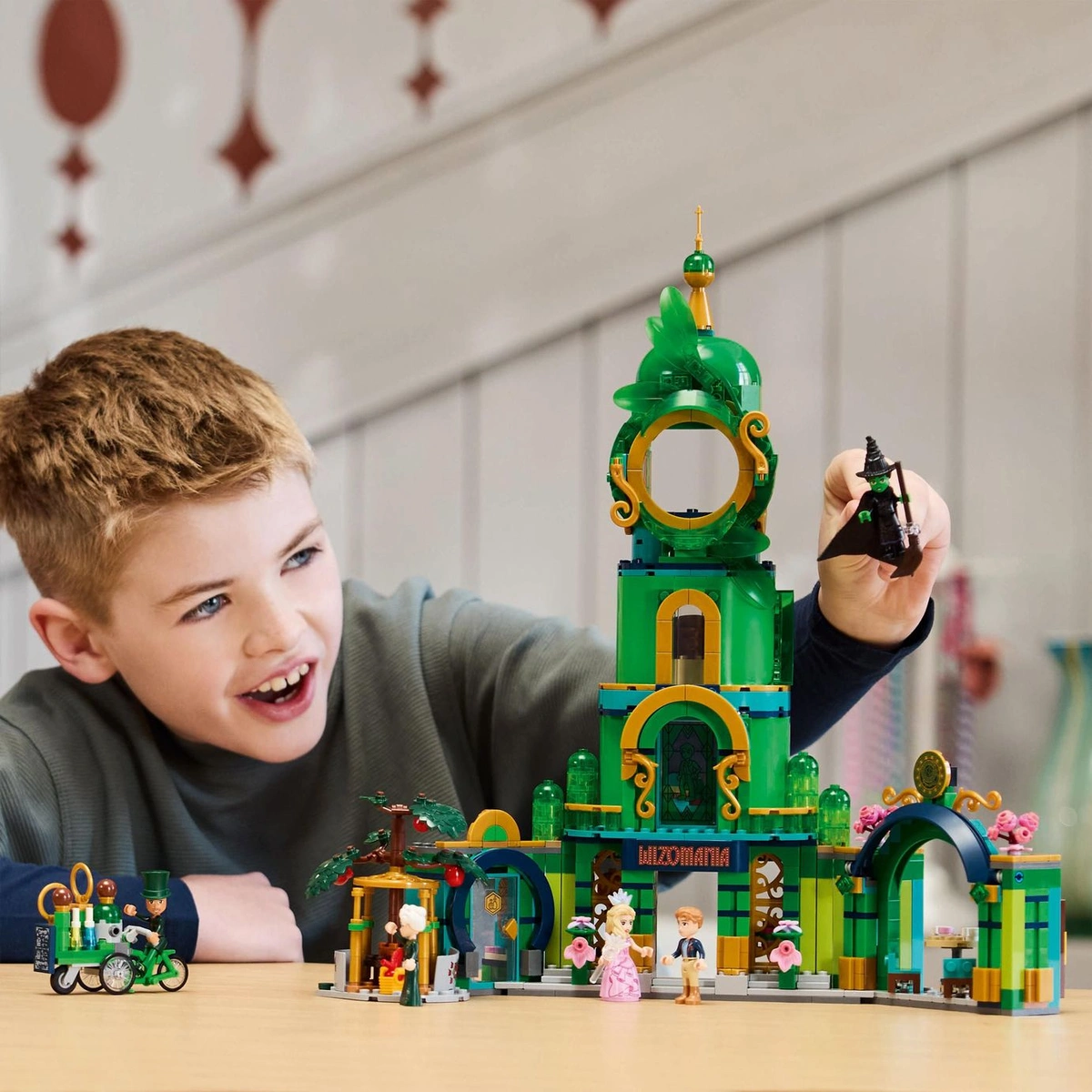 LEGO Wicked Welcome to Emerald City Building Toy Set 75684