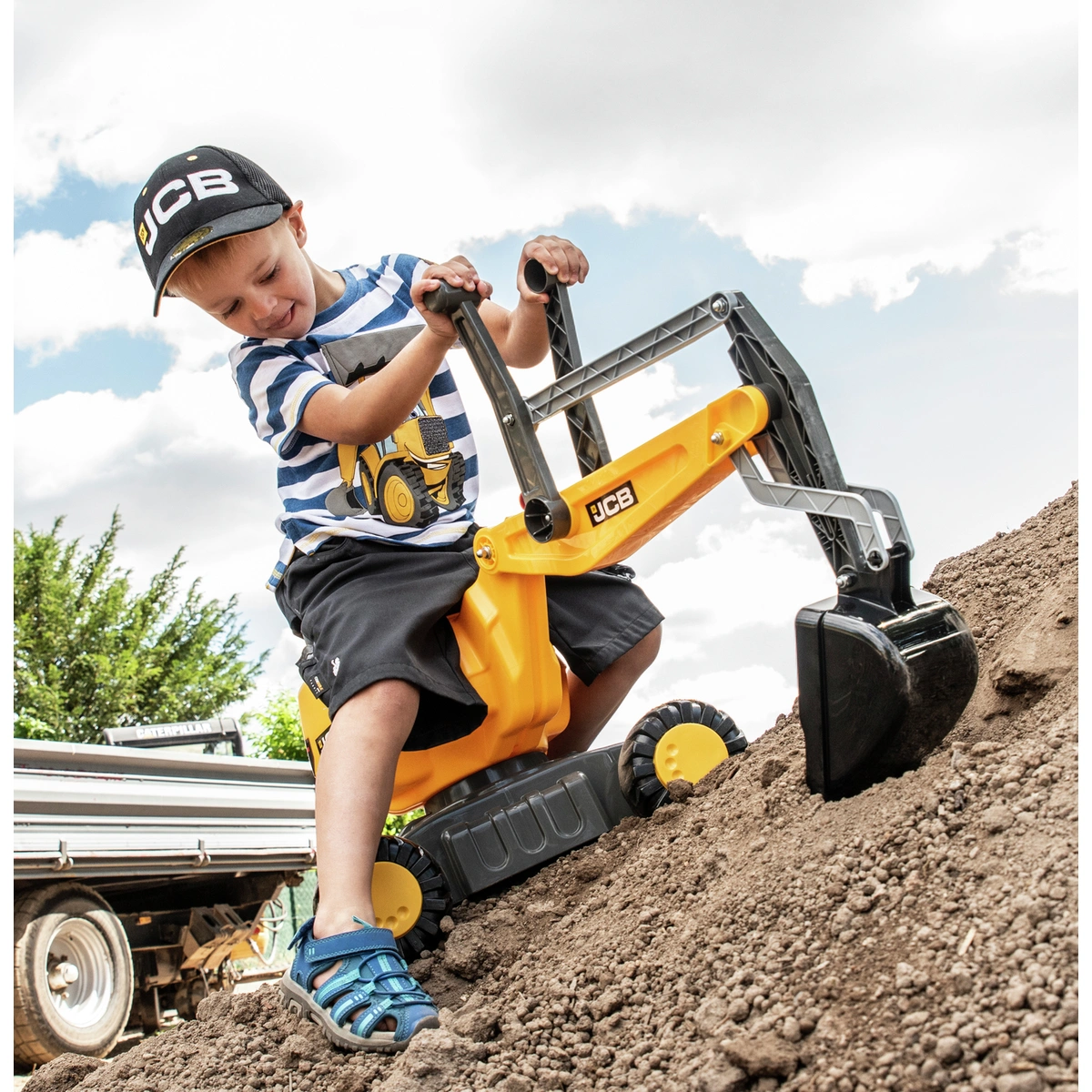 JCB Mobile 360 Degree Excavator