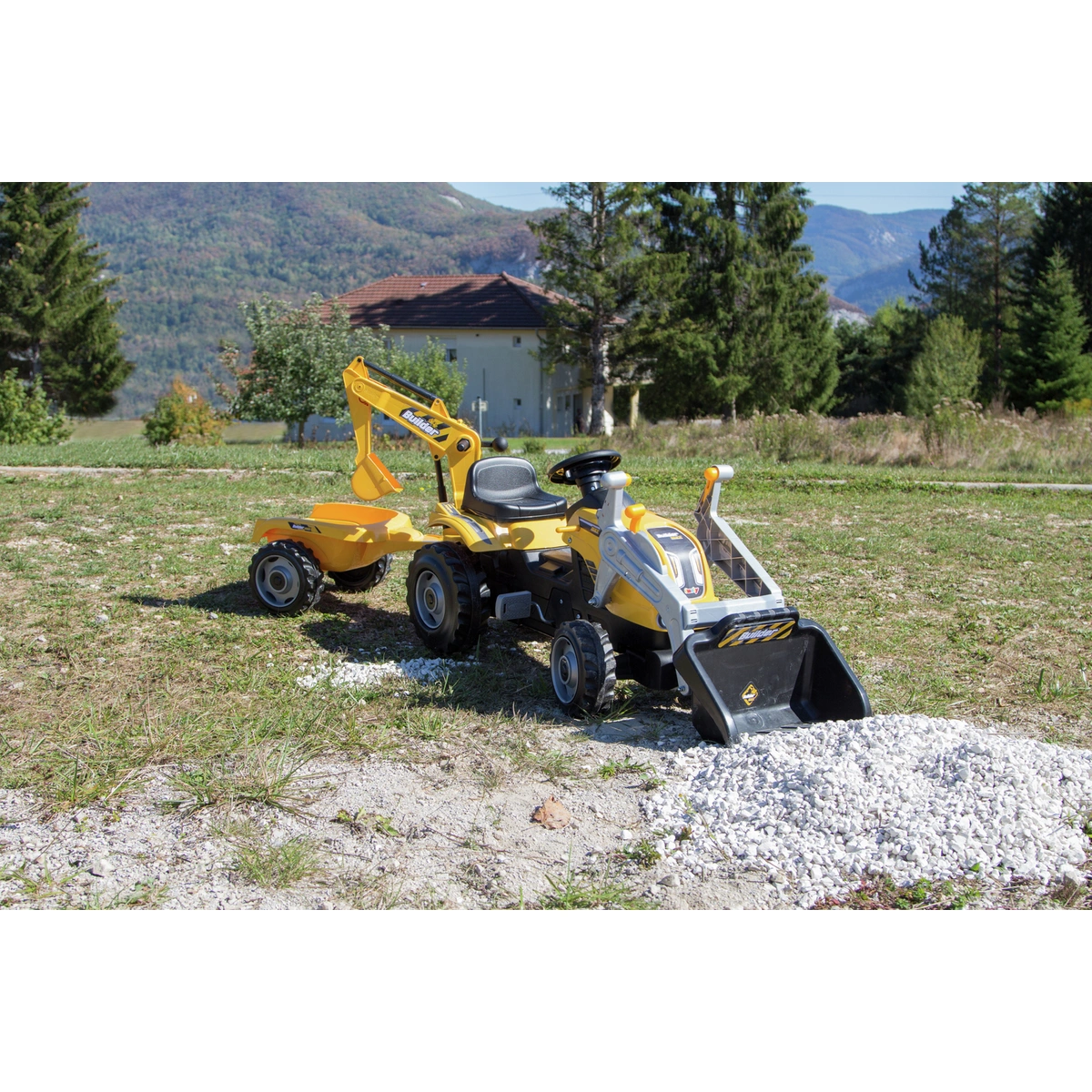 Smoby Tractor and Trailor Ride On