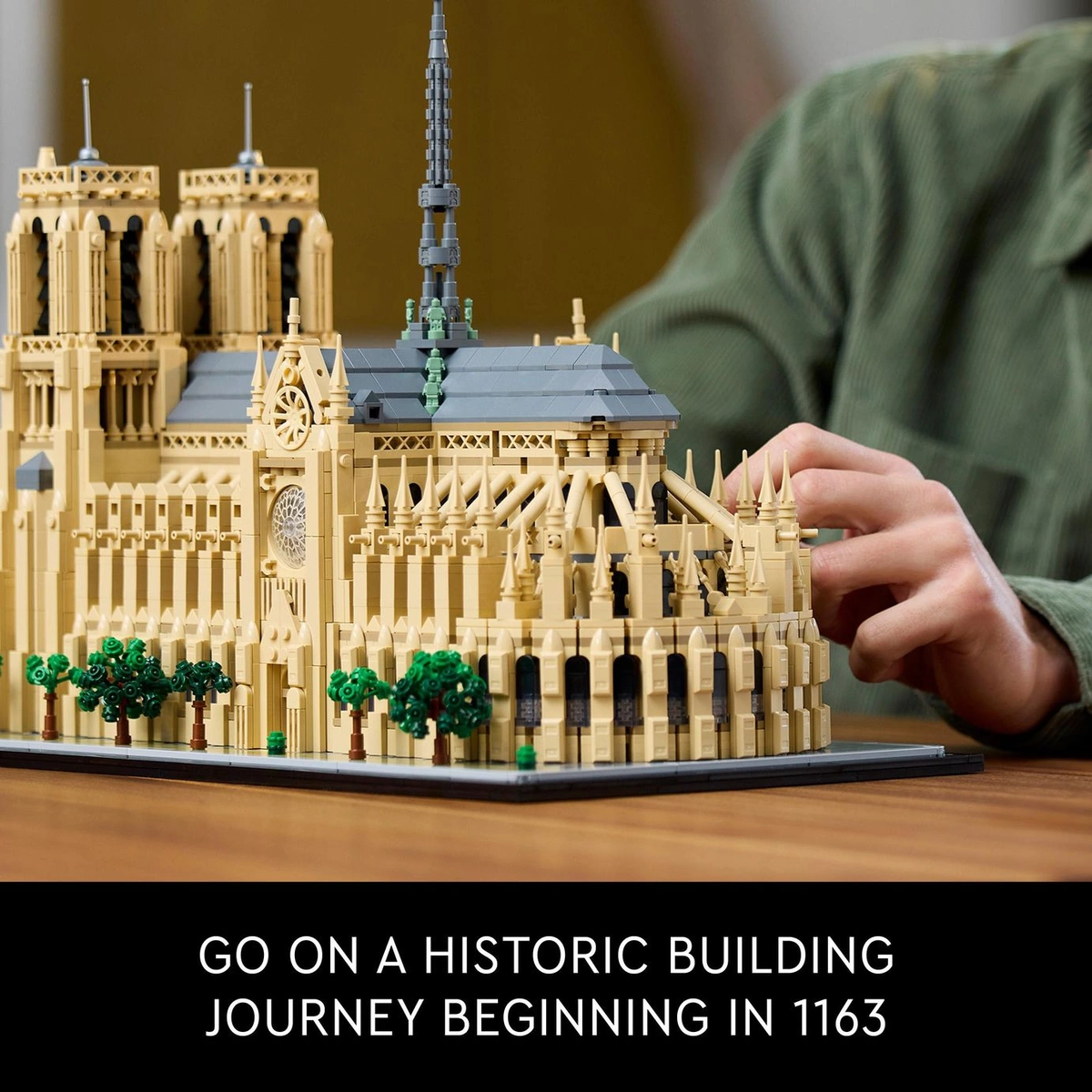 LEGO Architecture Notre-Dame de Paris Set for Adults 21061