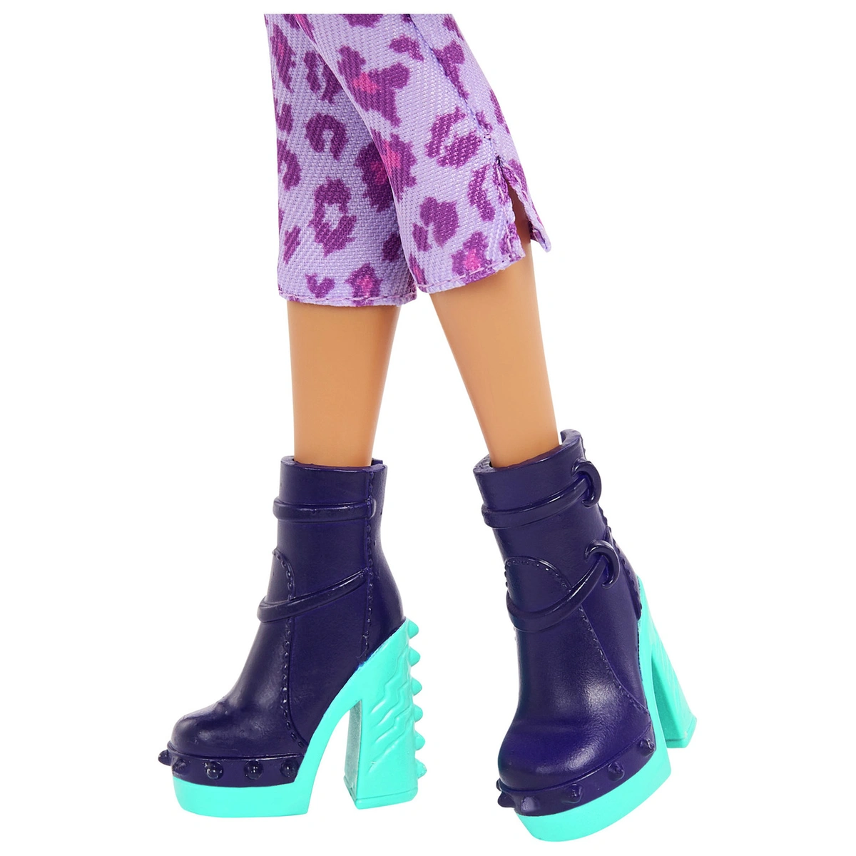 Monster High Clawdeen Wolf Fashion Doll & Accessories