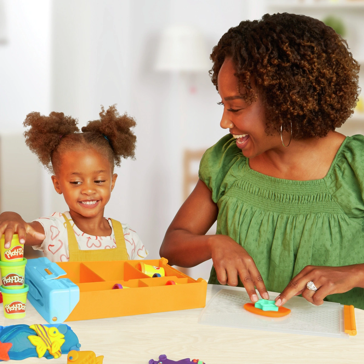 Play Doh Rainbow Animal Tools and Storage