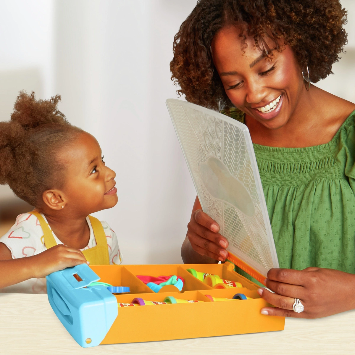 Play Doh Rainbow Animal Tools and Storage