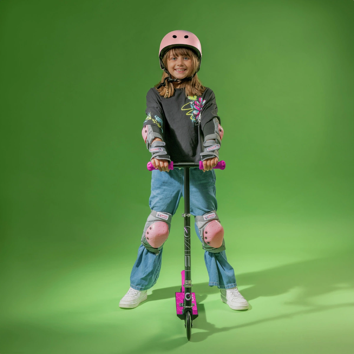 EVO 2 Wheel Scooter - Black & Pink