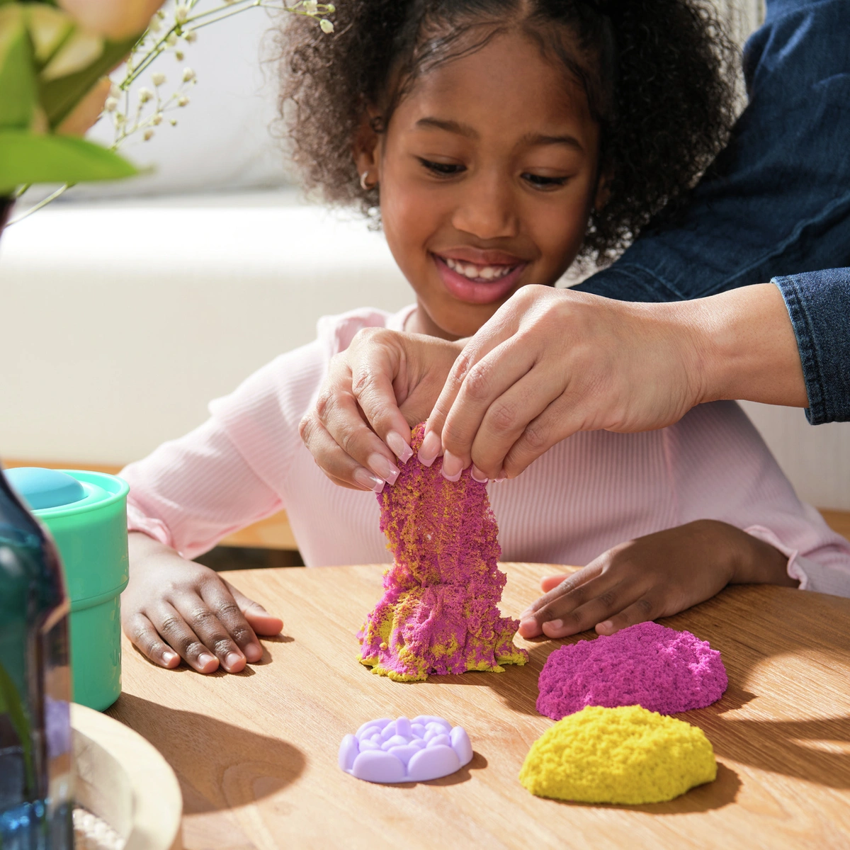 Kinetic Sand Squish Blossom Sand Kit