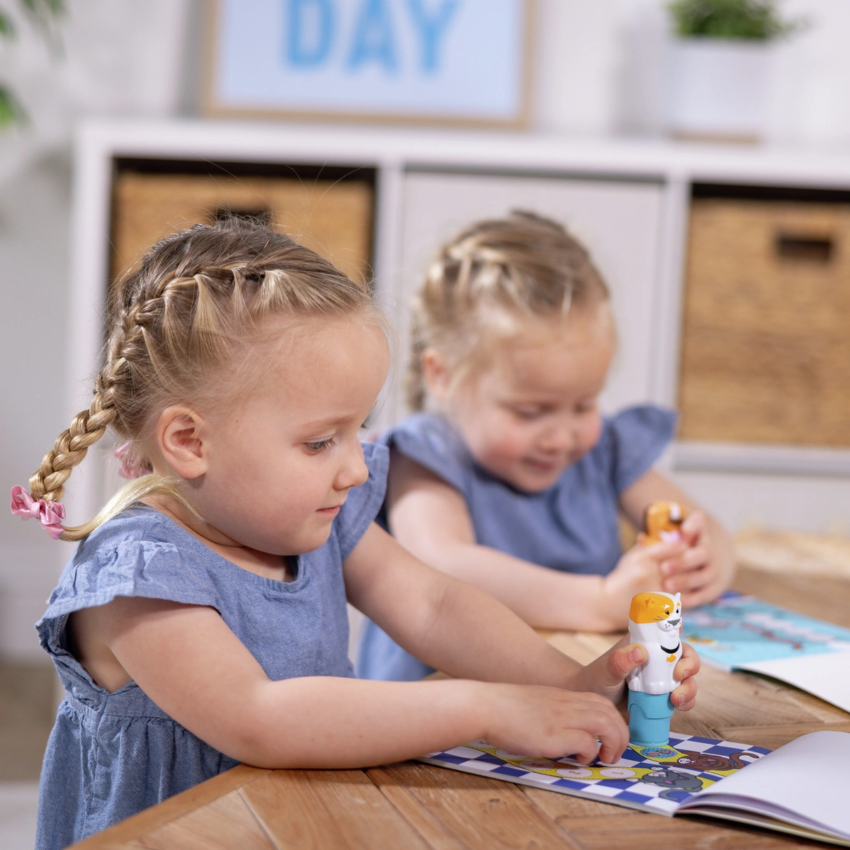 Melissa & Doug Sticker WOW Dog & Cat Bundle