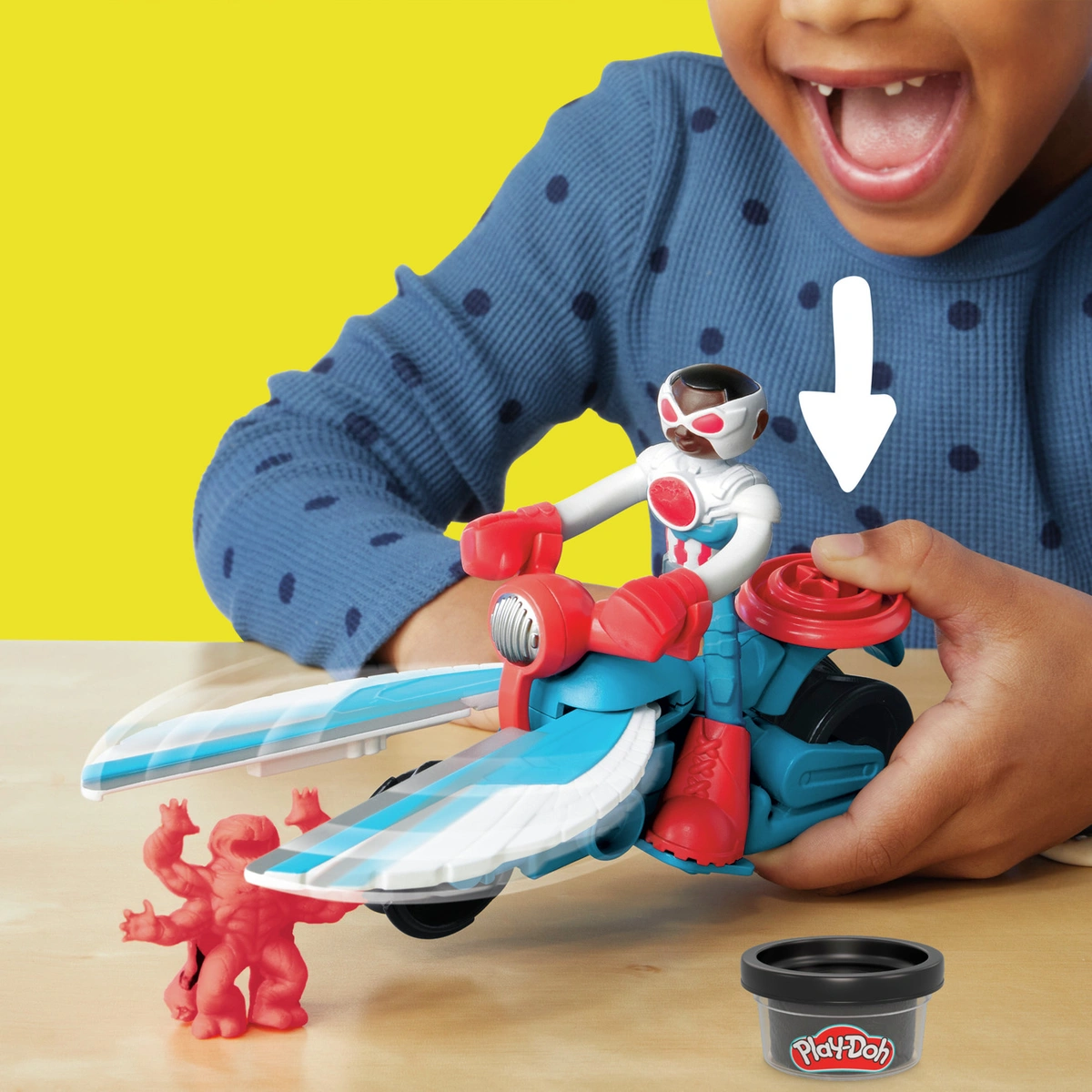 Play-Doh Captain America Motor Slicer