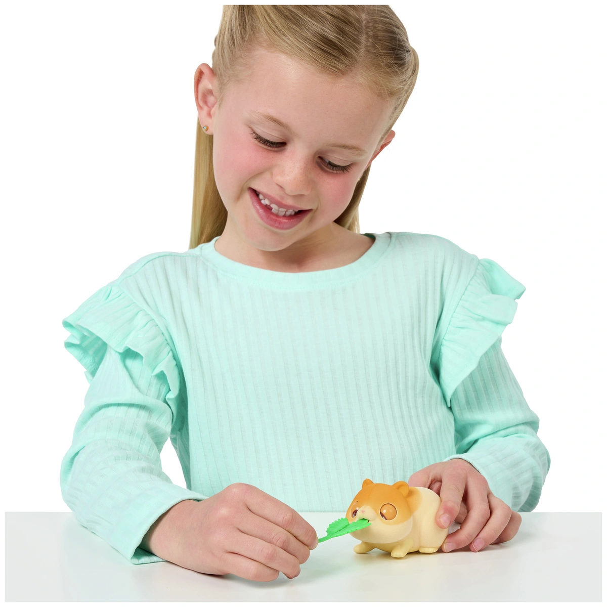 Little Live Pets Mama Surprise Minis Hamsters