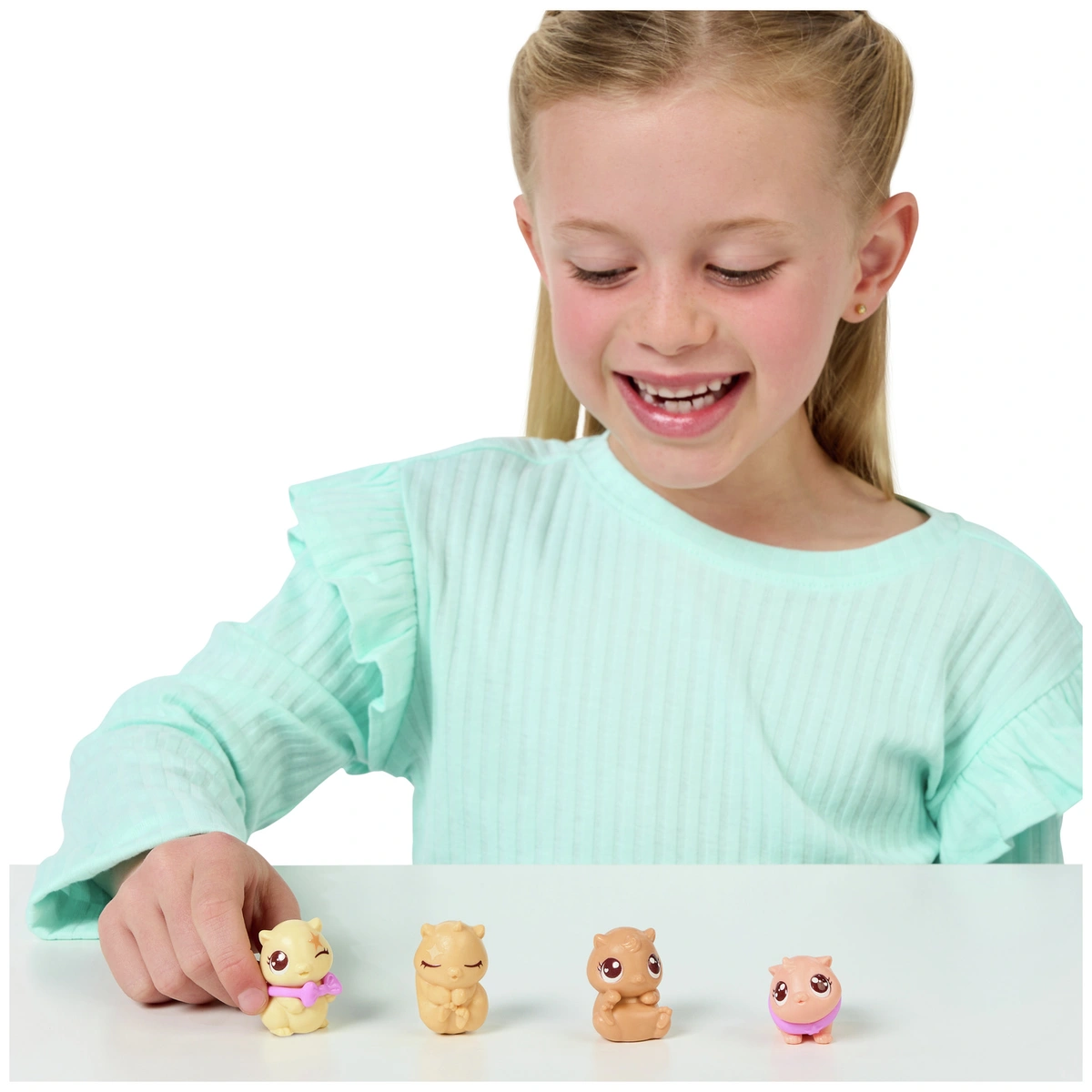 Little Live Pets Mama Surprise Minis Hamsters