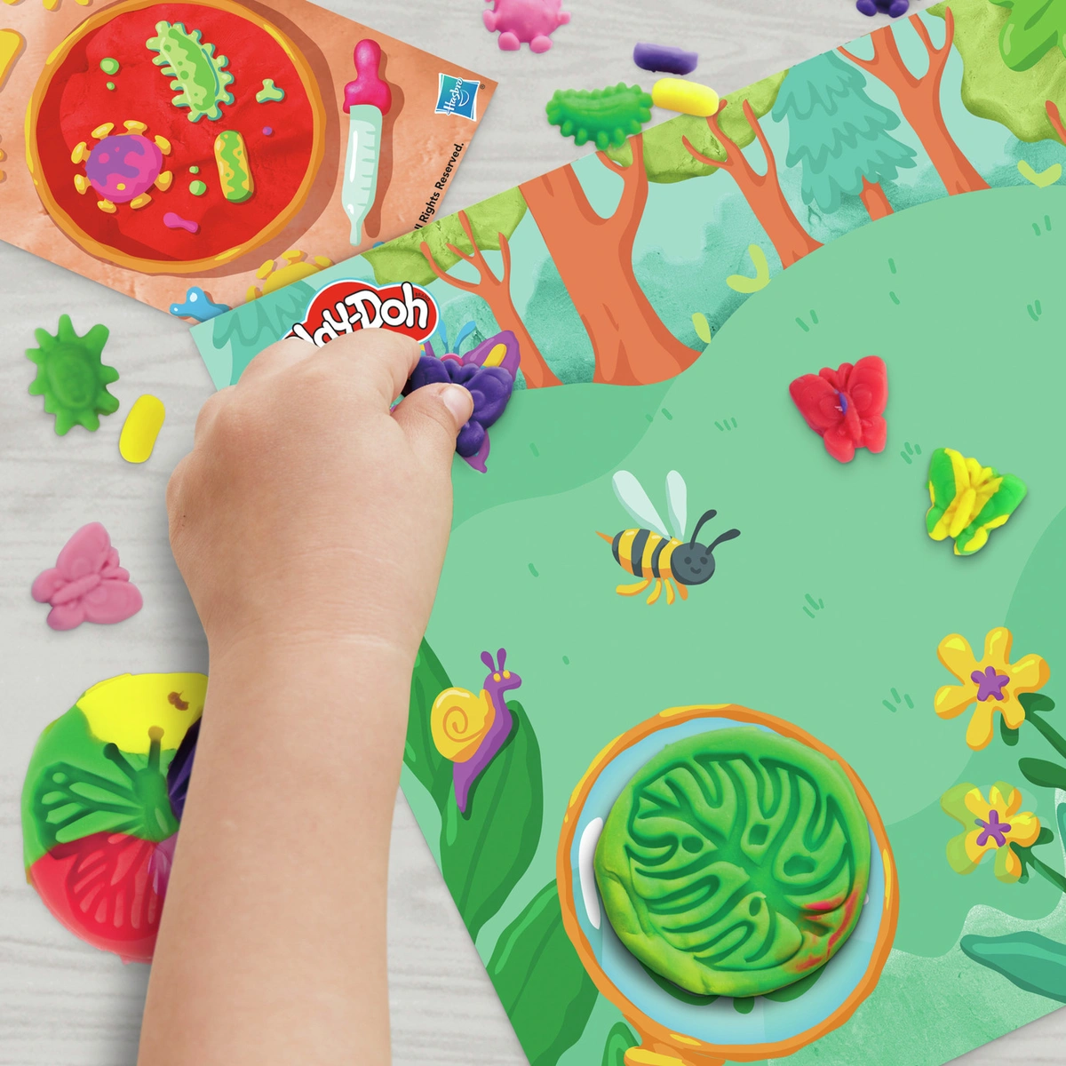 Play-Doh Wonder Glow Microscope Playset