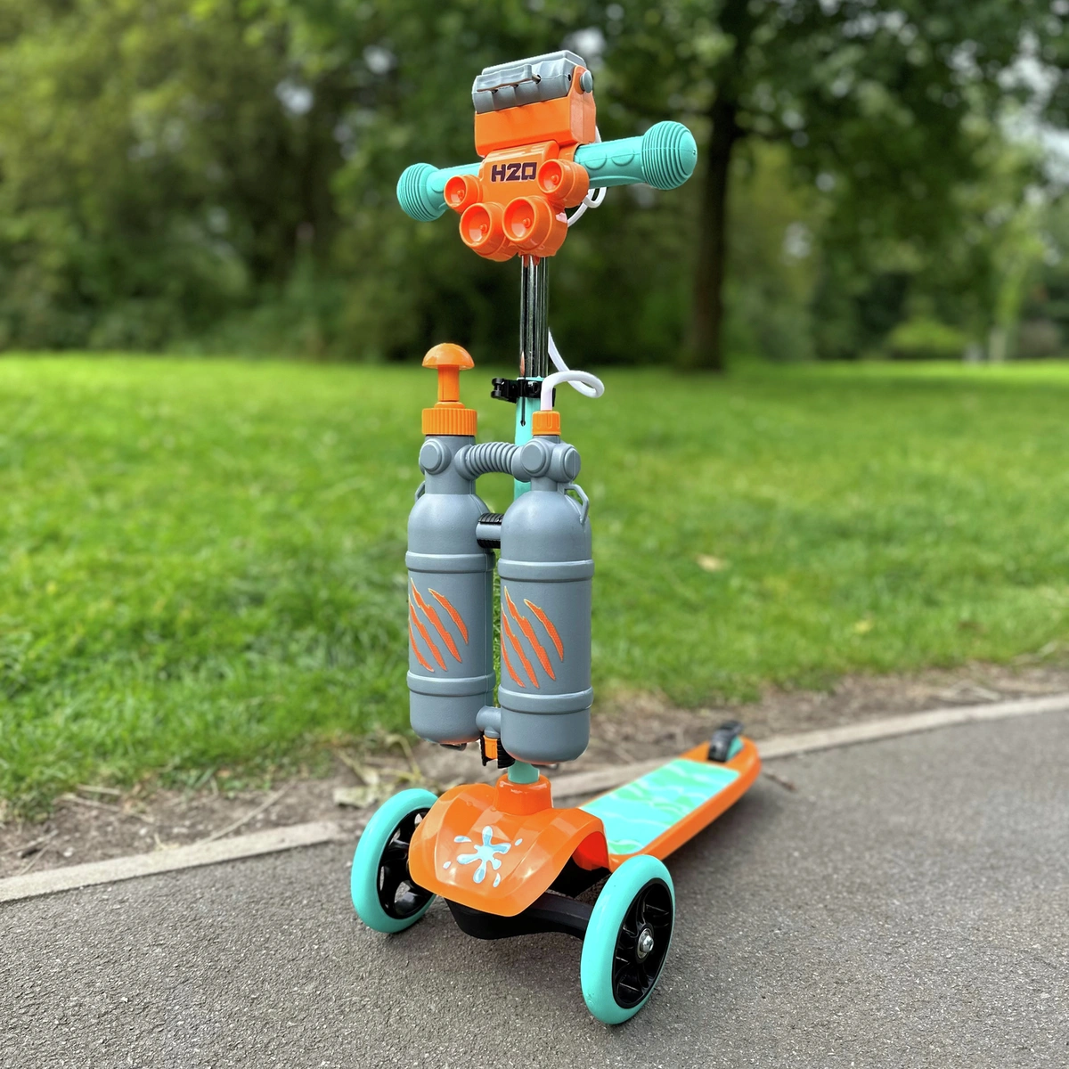 Keyriders Water Blaster Kids 3 Wheel Scooter