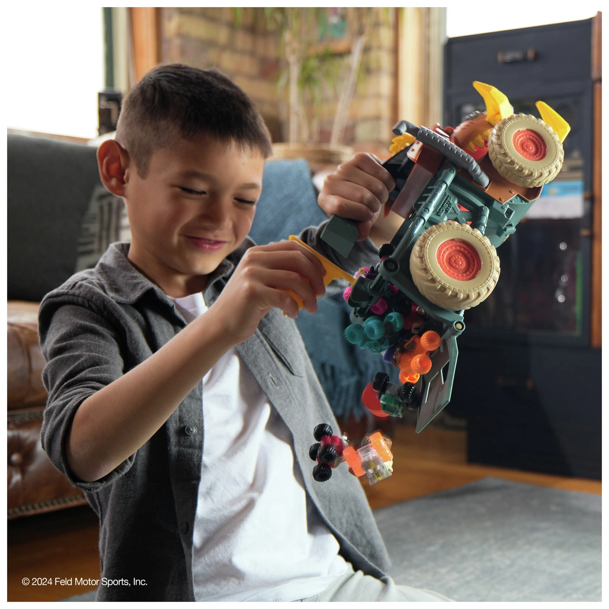 Monster Jam Mini Warthog Playset