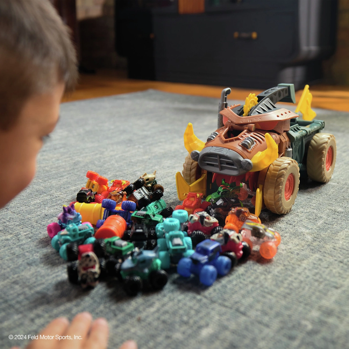 Monster Jam Mini Warthog Playset