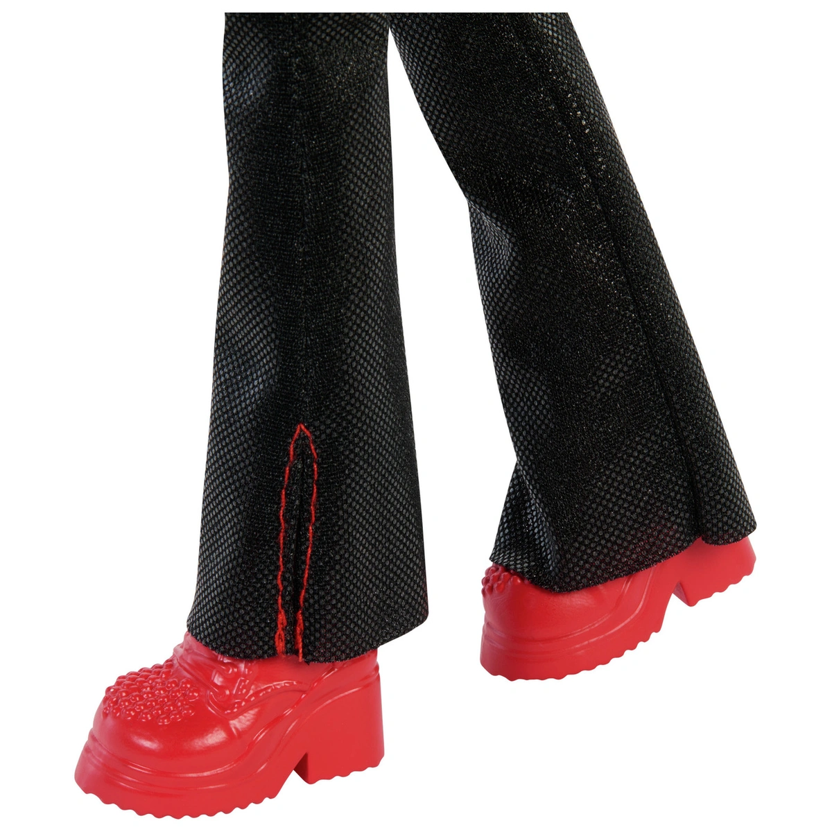 Disney Descendants: The Rise of Red Singing Red Doll