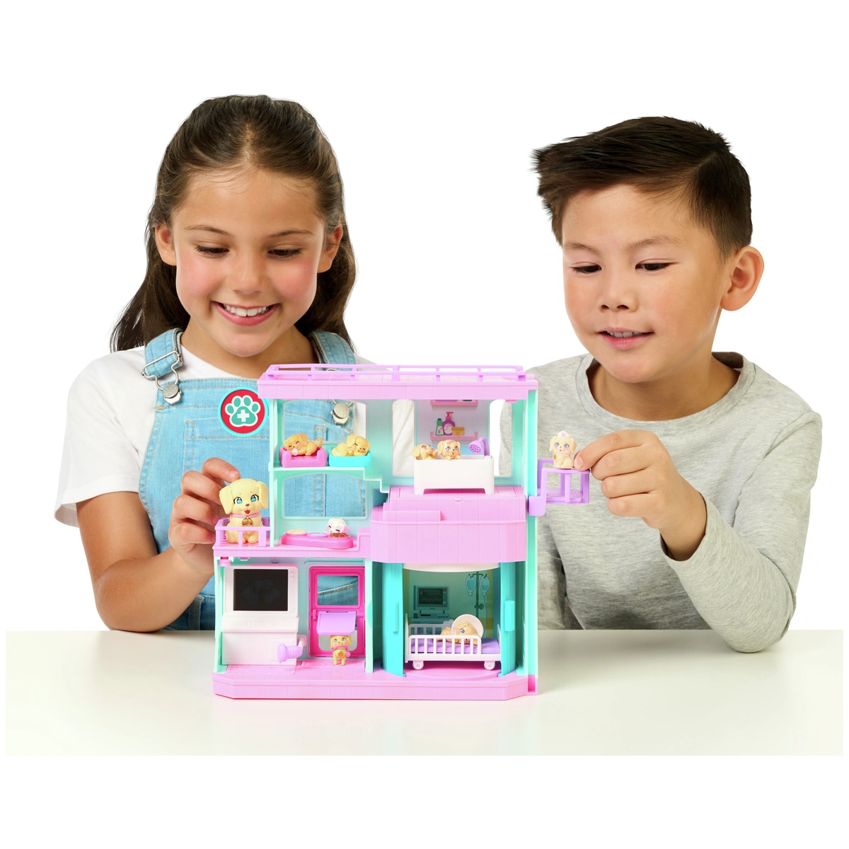 Little Live Pets Mama Surprise Families Baby Care Clinic